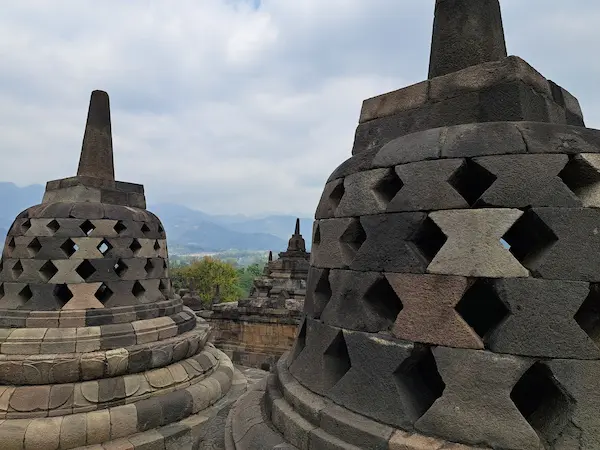 Borobudur-Stupas bei Sonnenaufgang, Java