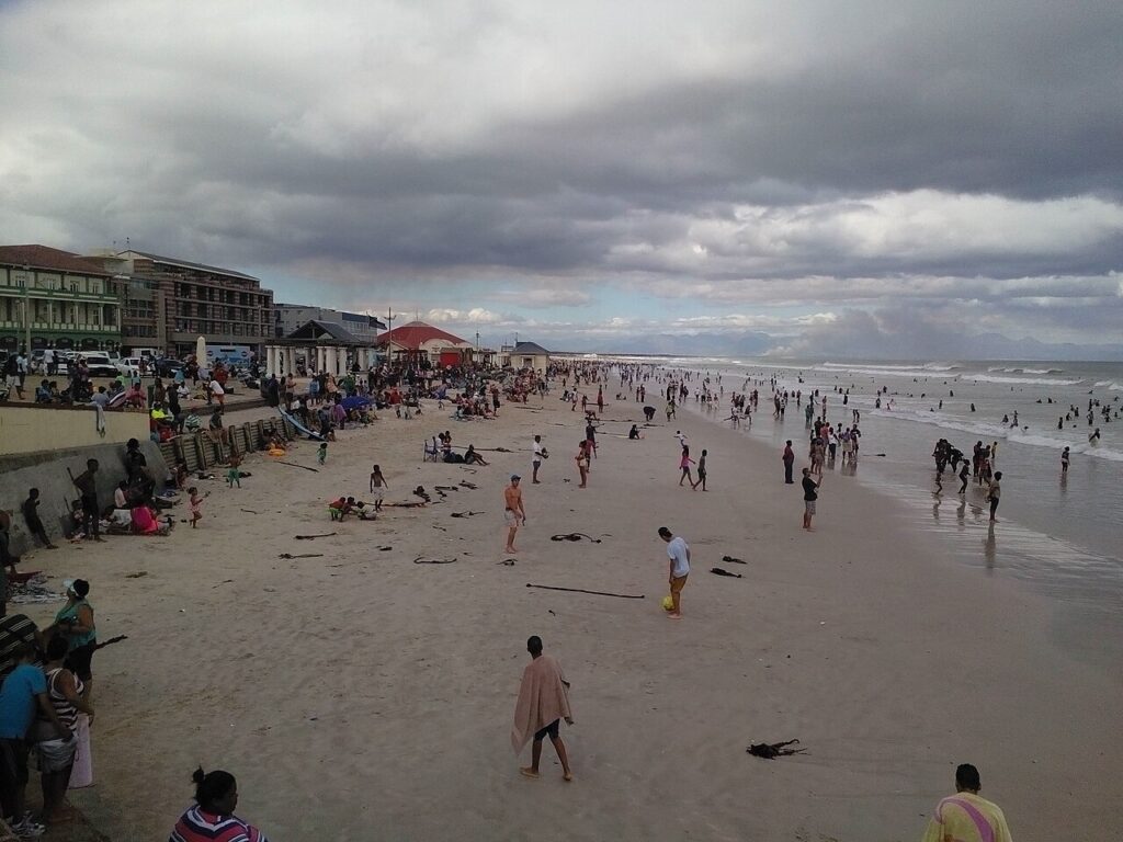 1280px Surfers corner muizenberg
