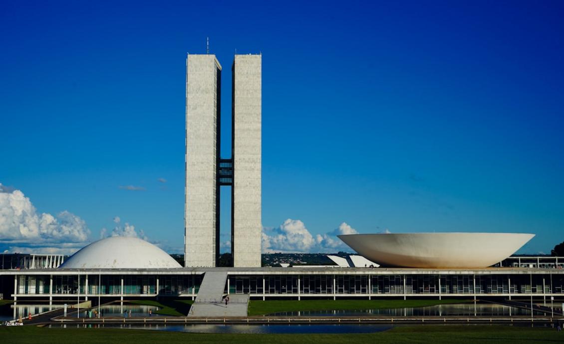 Brasilia seasonal mood