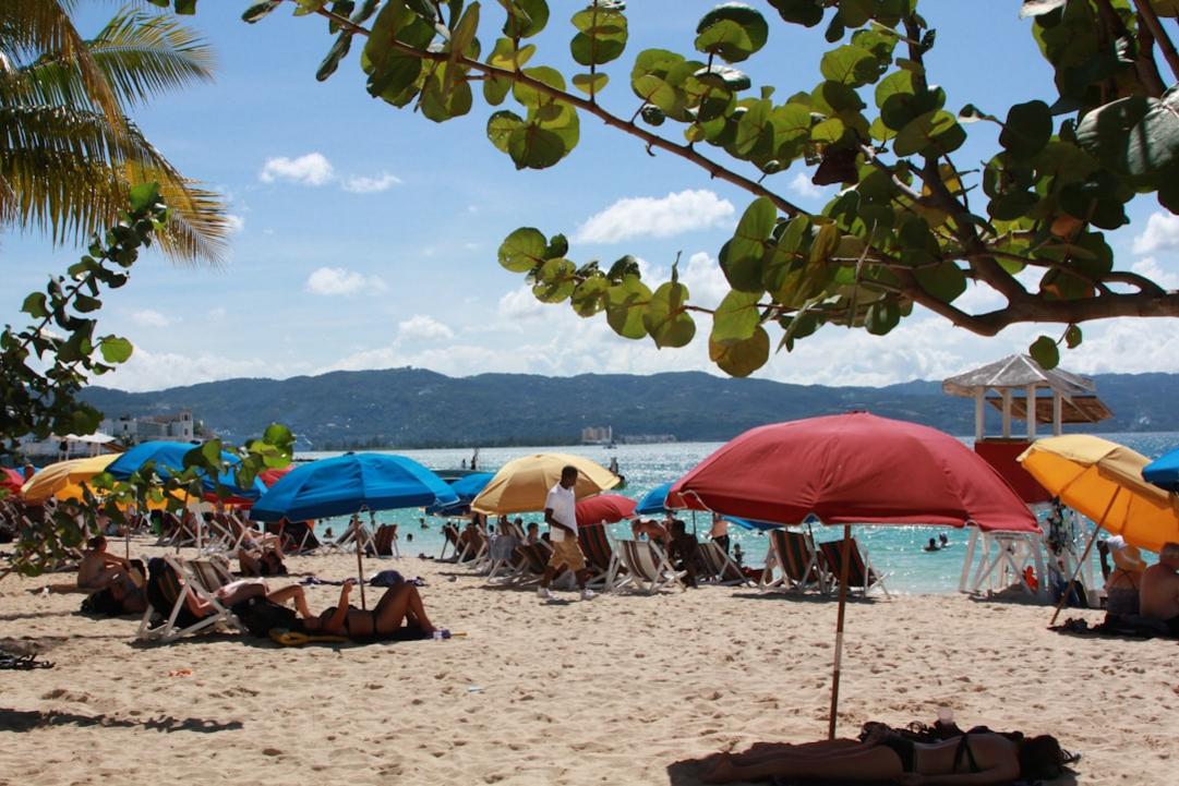 Jours feries Jamaique 2027 : Reggae Sumfest et Emancipation 21 Ambiance de festival en Jamaica