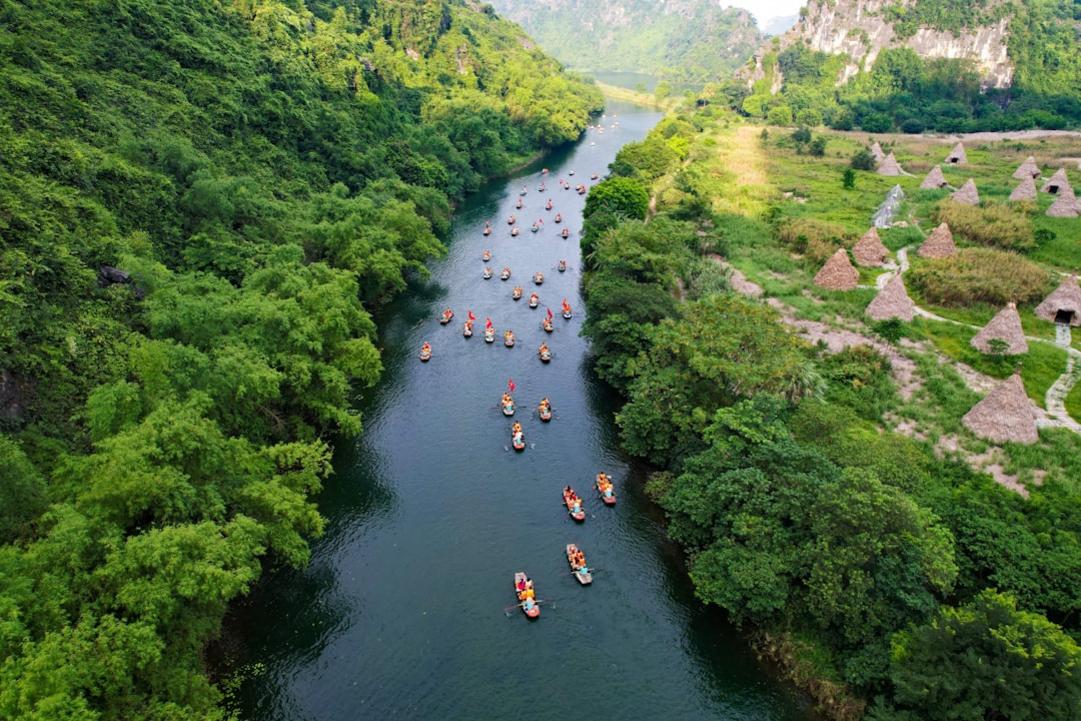 Laos Luang Prabang monks Kong Skull Island Ninh Binh Viet Nam