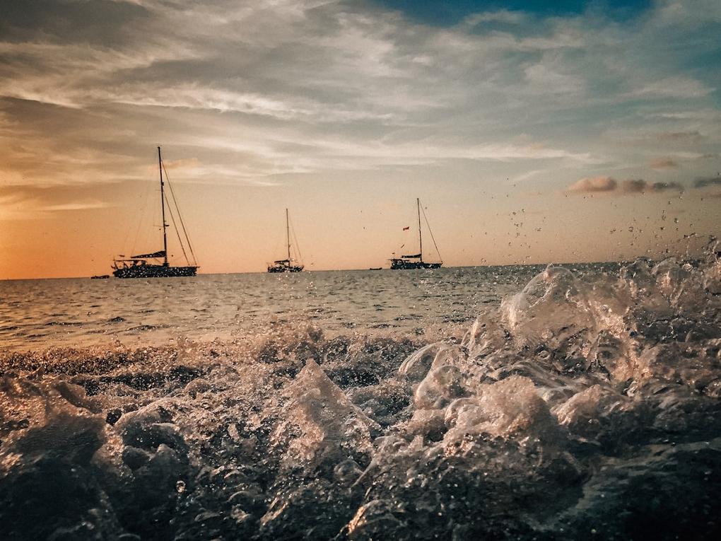 Honduras snorkeling
