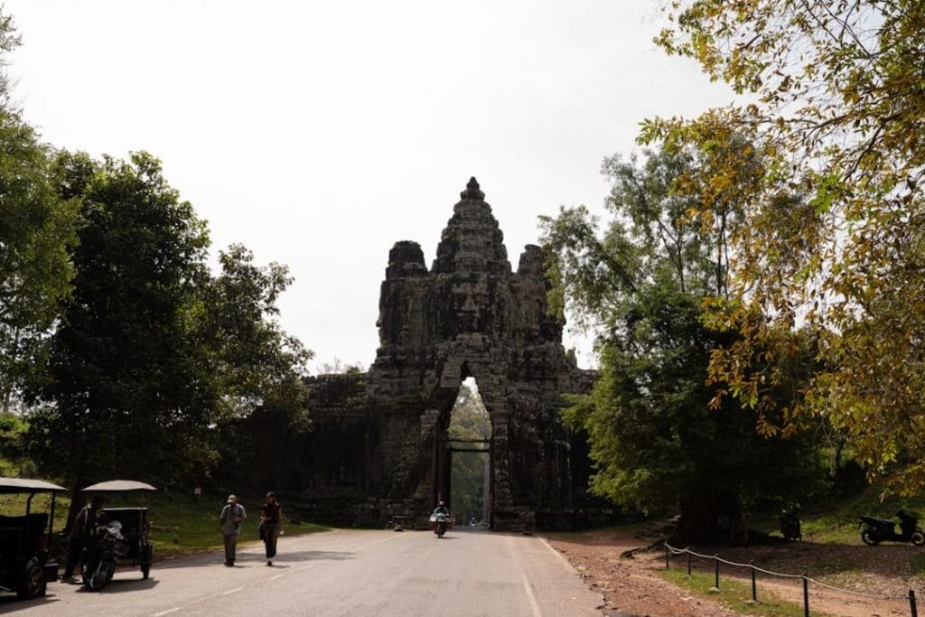 -Cambodia clothes