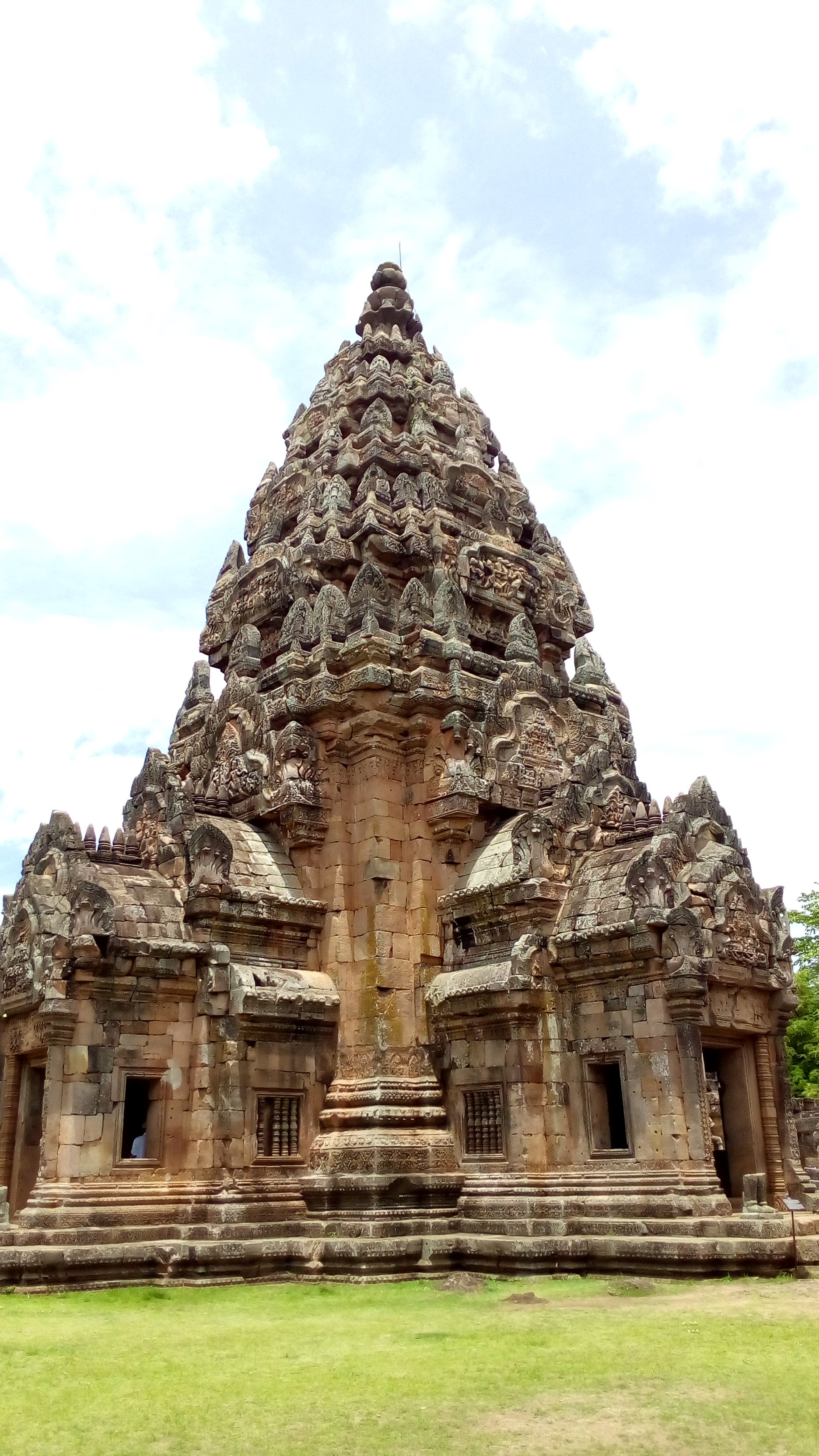 Top 6 choses à faire à Buriram, entre temples et événements sportifs 5 Buriram highlights