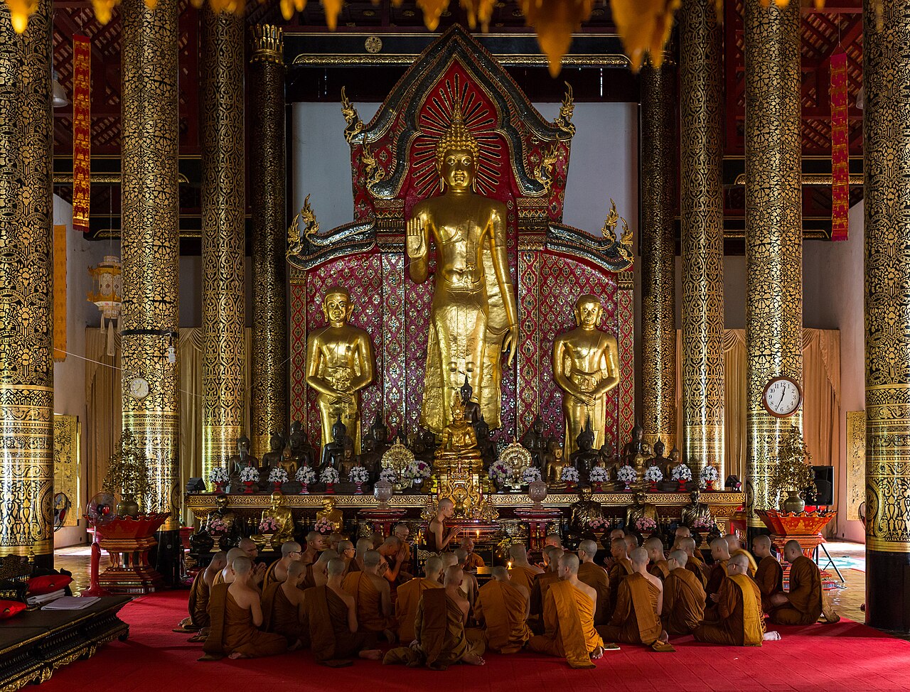 Wat Chedi Luang, Thailand religious landmark