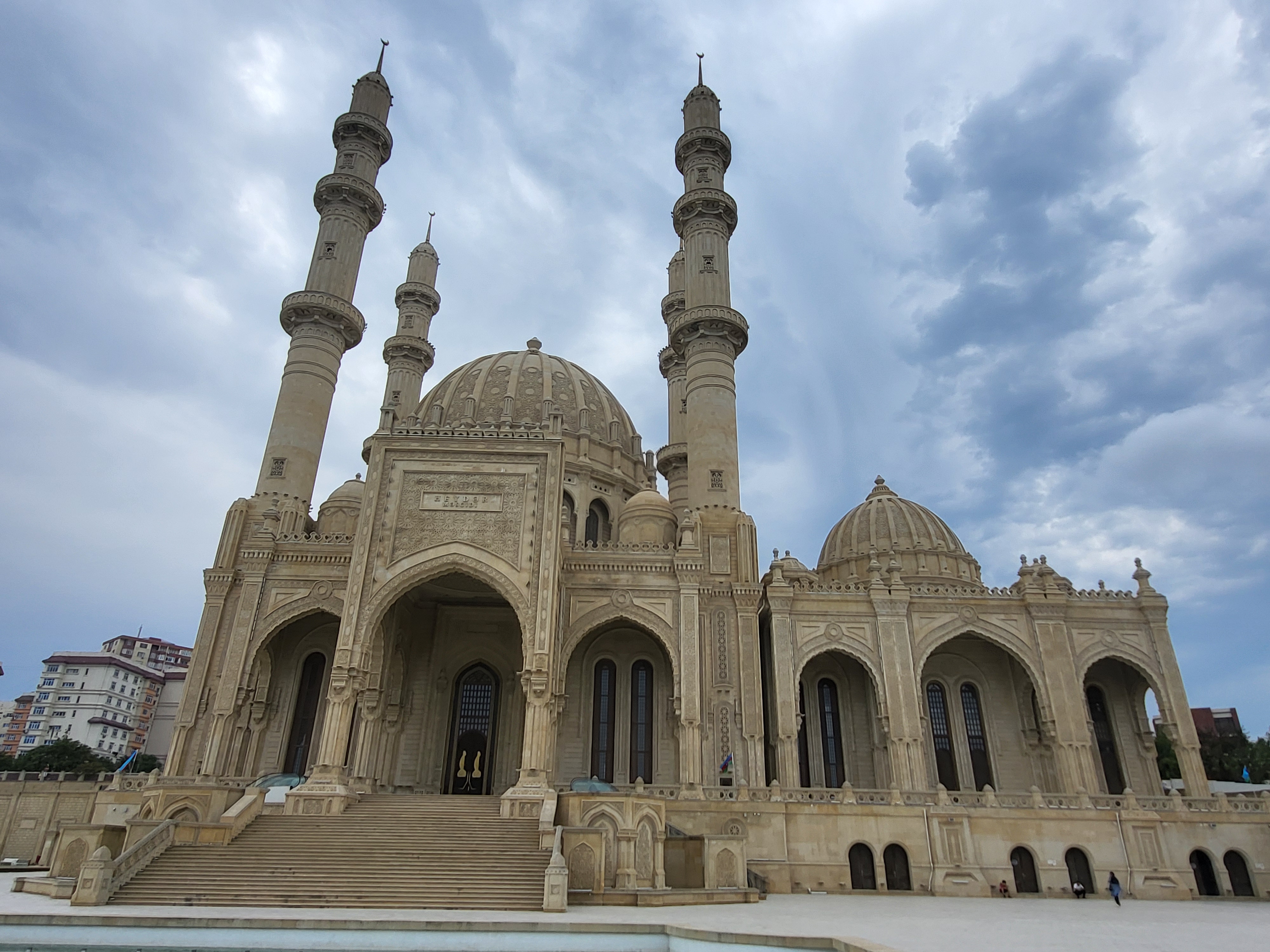 Heydar Mosque religious landmark