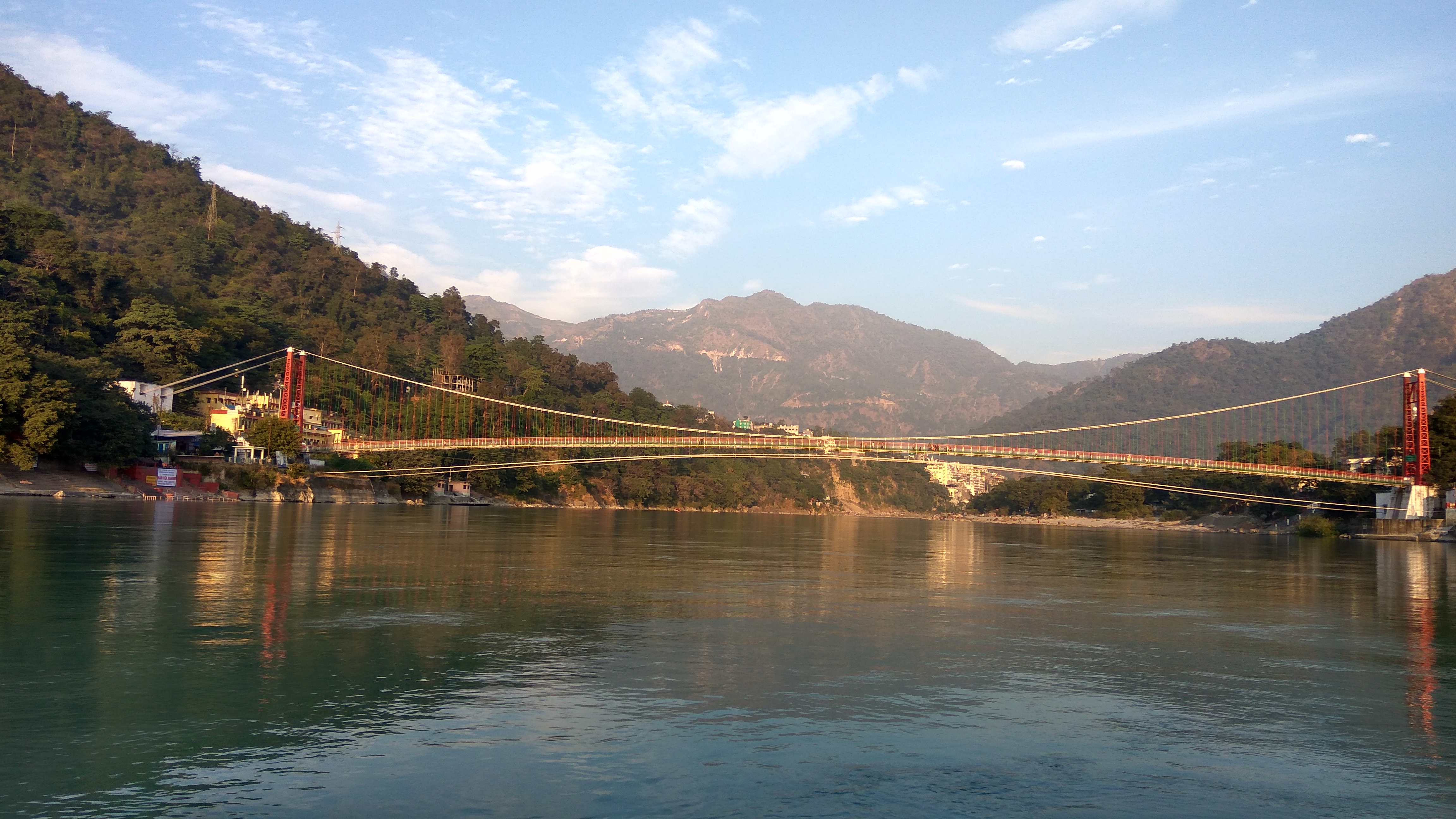 11 Things to do in Rishikesh: Yoga, Rafting & Ganges Adventure 4 Lakshman Jhula, India