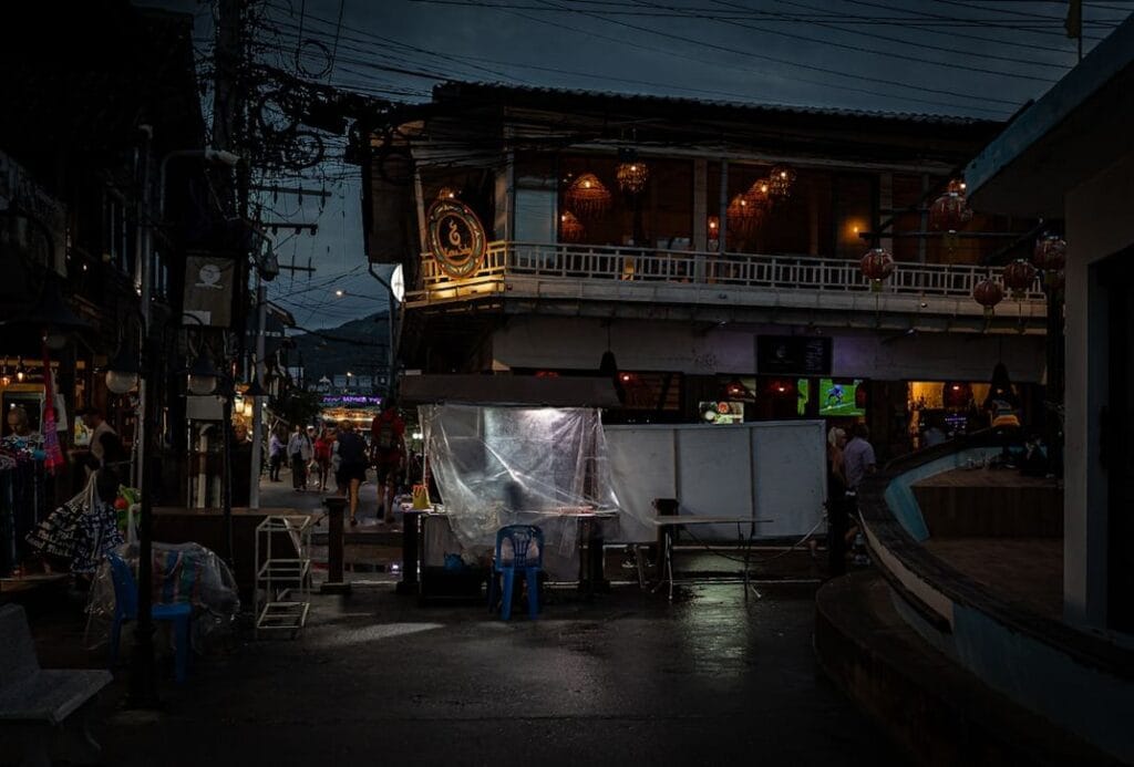 -Sunday Walking Street Marketsunday-walking-streetChiang Mai