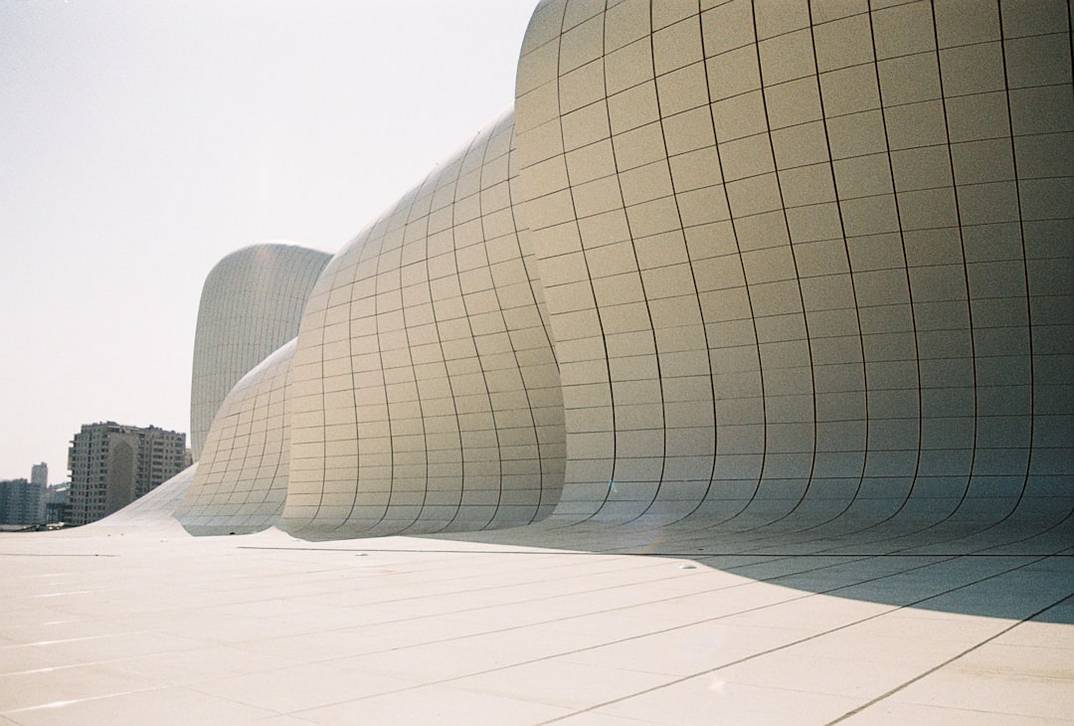 Heydar Aliyev Center in Baku: Highlights & Hacks 3 Heydar Aliyev Centerheydar-aliyev-centerBaku overview