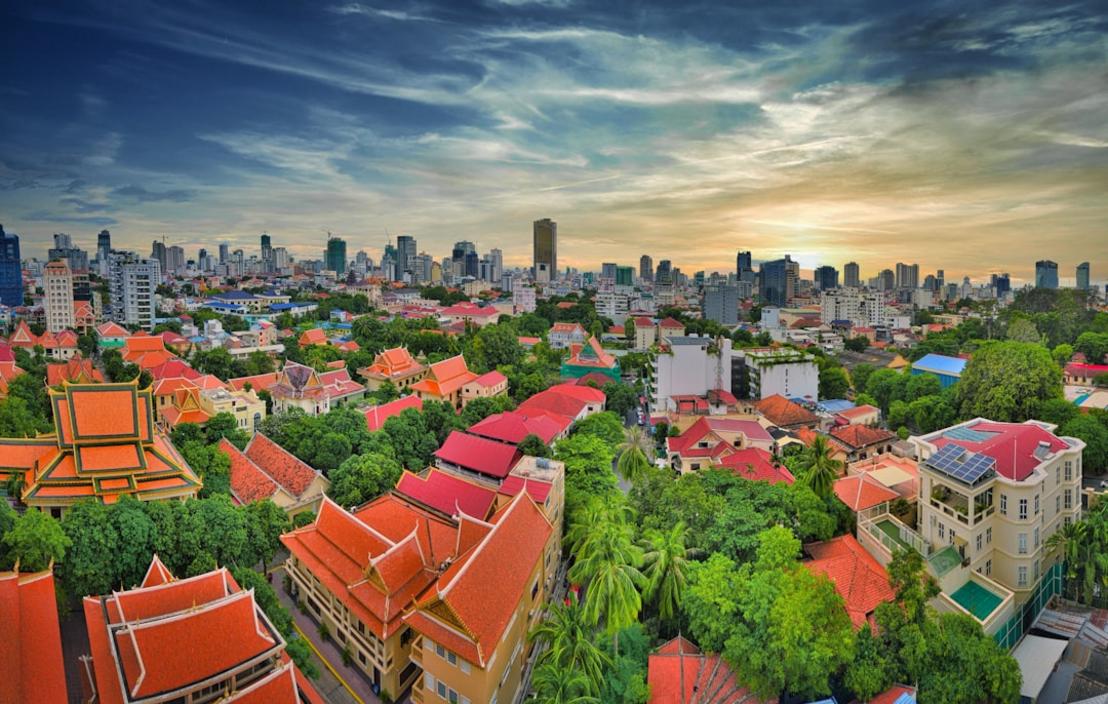 SIM card and eSIM in Cambodia