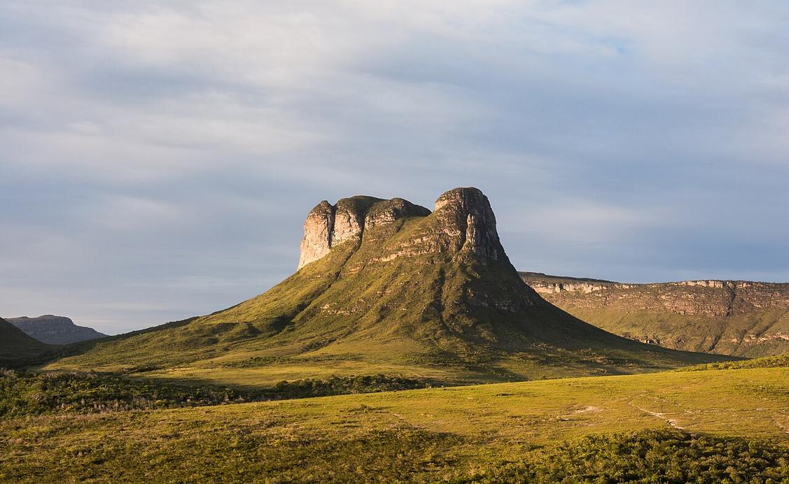 Top 10 choses à faire à Chapada Diamantina : randonnées et grottes 25 L'air frais du matin emplit la vallée de Lençóis, mêlé au bruissement discret des feuilles sur la Rua da Baderna.