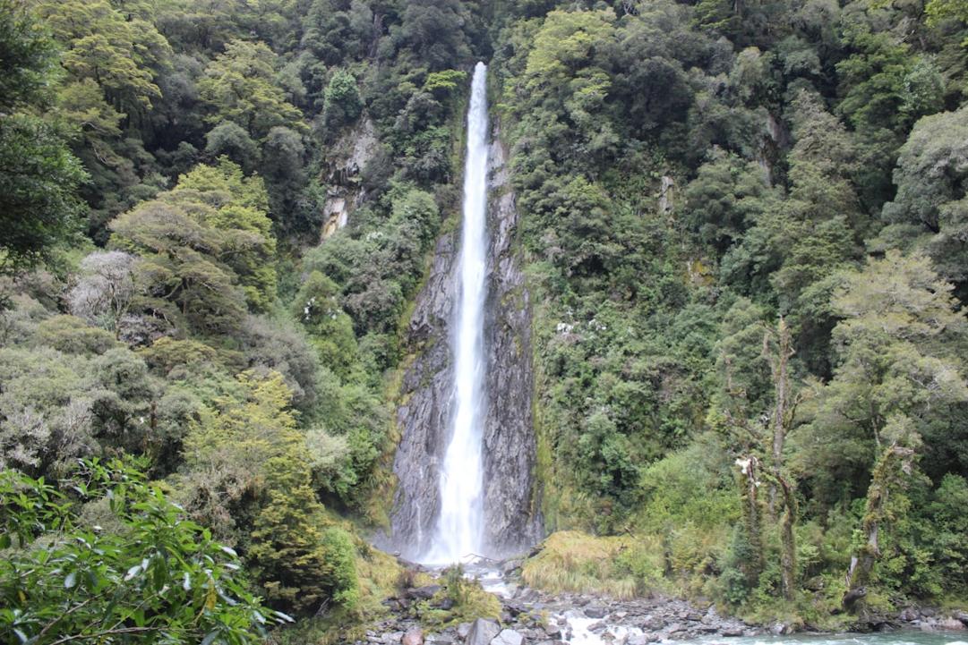 Cascades Nouvelle-Zélande : 15 chutes à découvrir 15 New Zealand cascade
