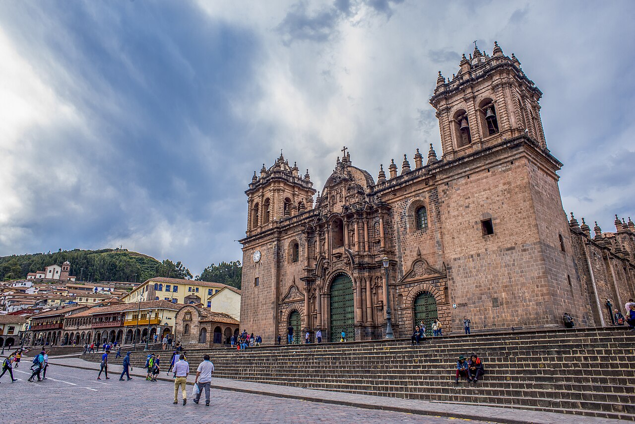 Les 22 principaux sites religieux du Pérou : syncrétisme andin et héritage inca 56 Cusco Cathedral, Cusco religious landmark