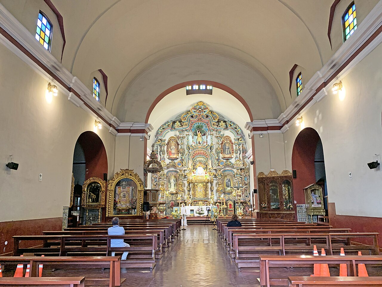 Les 22 principaux sites religieux du Pérou : syncrétisme andin et héritage inca 52 San Sebastián, Lima religious landmark
