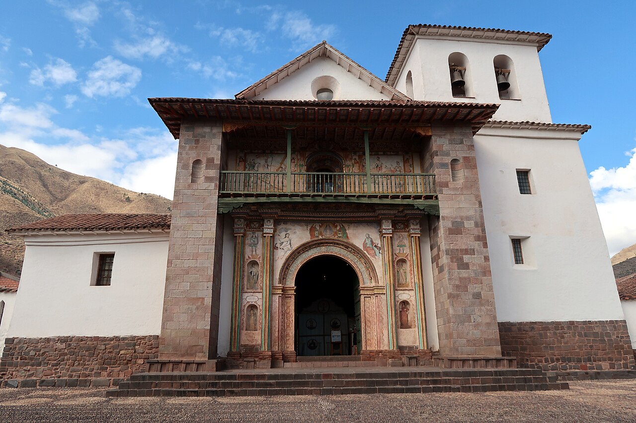 Les 22 principaux sites religieux du Pérou : syncrétisme andin et héritage inca 64 Iglesia San Pedro Apóstol de Andahuaylillas, Andahuaylillas religious landmark