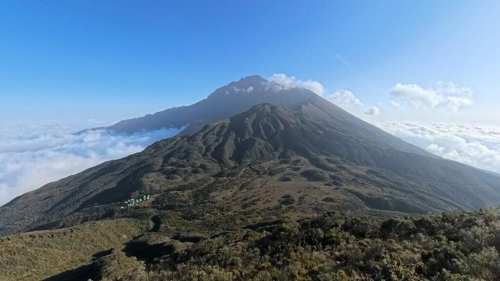 Mount Meru Tanzania header